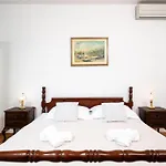 Peaceful Stone House 100m From Sea Private Garden 度假居