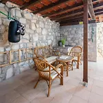 Peaceful Stone House 100m From Sea Private Garden 度假居