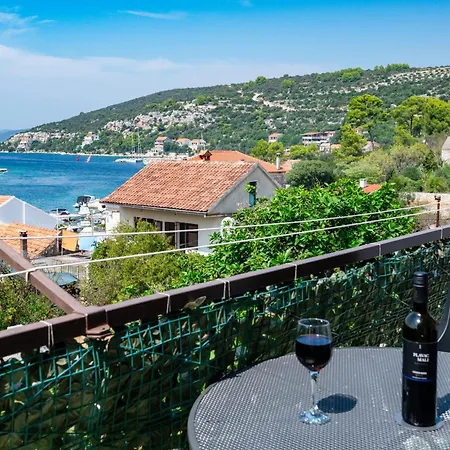 Peaceful Stone House 100m From Sea Private Garden * Drvenik Veli