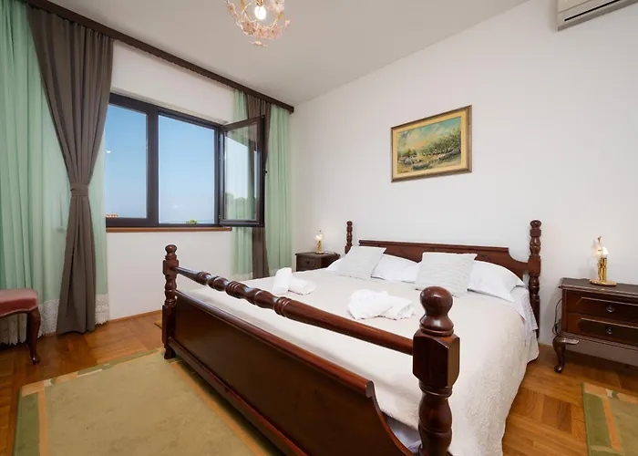 Ferienhaus Peaceful Stone House 100m From Sea Private Garden