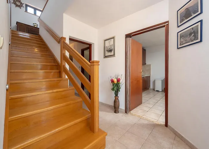 Peaceful Stone House 100m From Sea Private Garden Ferienhaus *