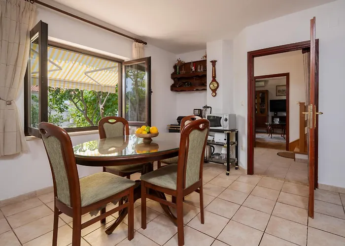 Peaceful Stone House 100m From Sea Private Garden *