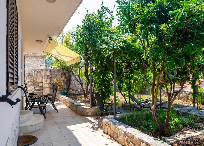 Peaceful Stone House 100m From Sea Private Garden