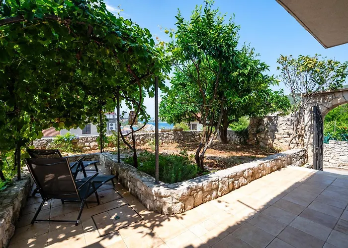 Ferienhaus Peaceful Stone House 100m From Sea Private Garden Drvenik Veli