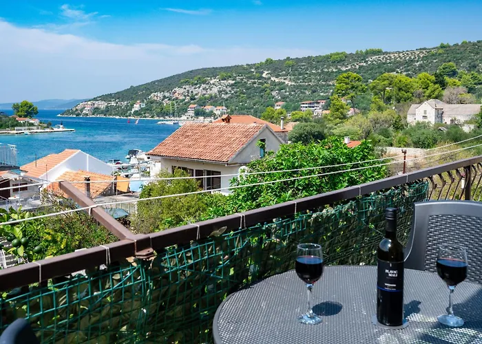 Peaceful Stone House 100m From Sea Private Garden * Drvenik Veli