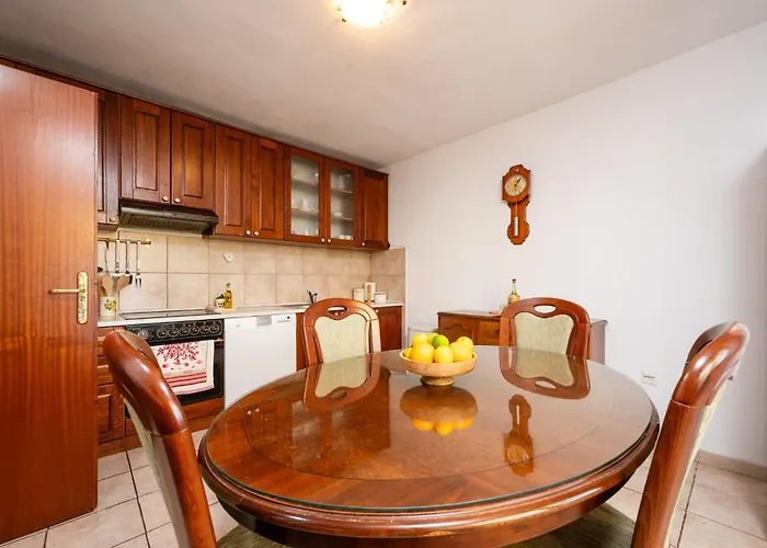 Peaceful Stone House 100m From Sea Private Garden Drvenik Veli